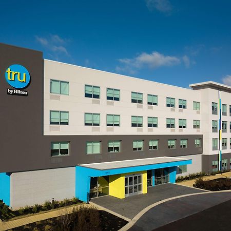 图珀洛希尔顿Tru酒店 外观 照片